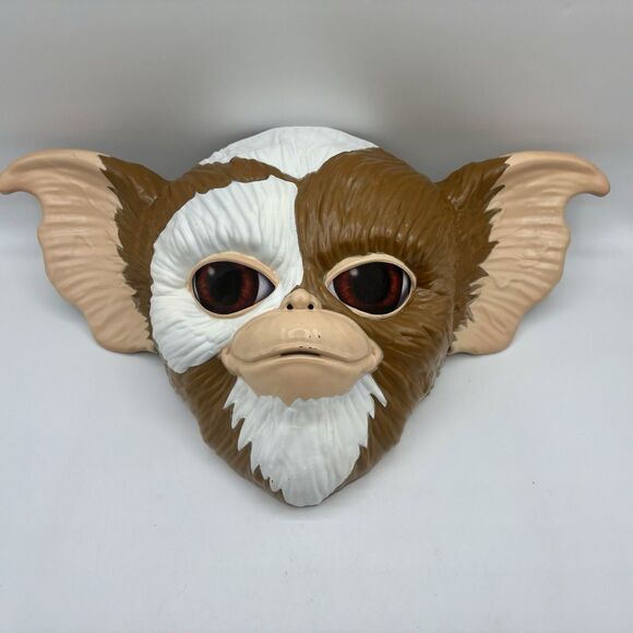 Gremlins Gizmo Hard Plastic Half Mask Costume Halloween - Picture 1 of 9